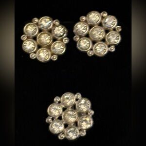 Vintage Clear Rhinestone Cluster Screw-Back Earrings & Pin Set Silver-Tone Metal